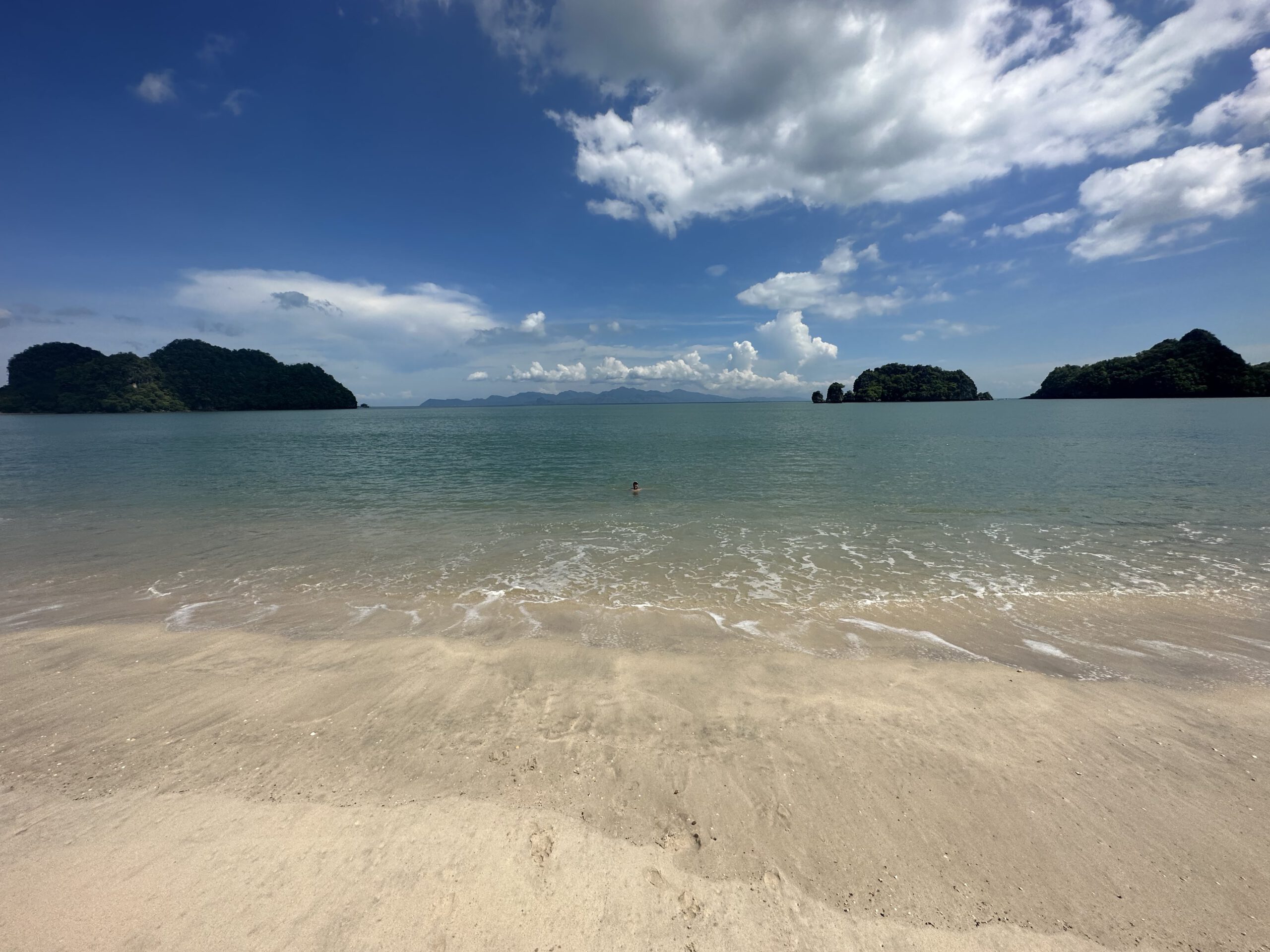 Top Sehenswürdigkeiten auf Langkawi Pantai Tanjung Rhu Beach